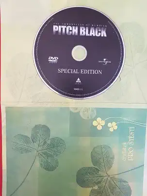 Černočerná tma/Pitch Black/-DVD Dárkový obal