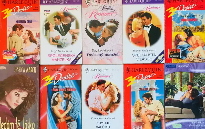 Velká knižní kolekce Harlequin 70. - 10x bazarová kniha