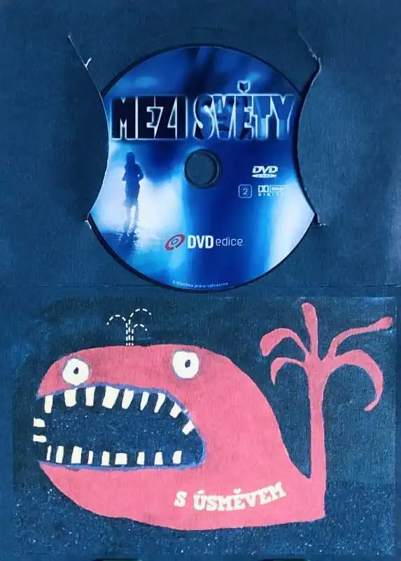 Mezi světy - DVD /dárkový obal/