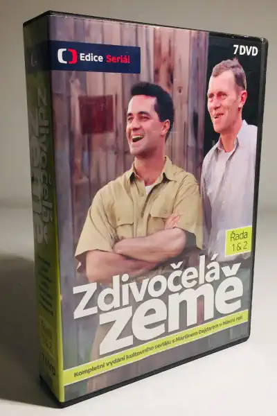 Zdivočelá země - kompletní řada 1, 2 - 7xDVD /plast/bazarové zboží