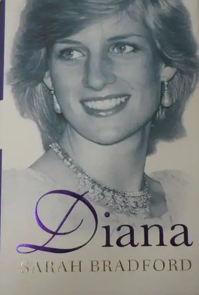 Diana - Sarah Bradford/bazarové zboží/