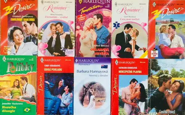 Velká knižní kolekce Harlequin 64. - 10x bazarová kniha