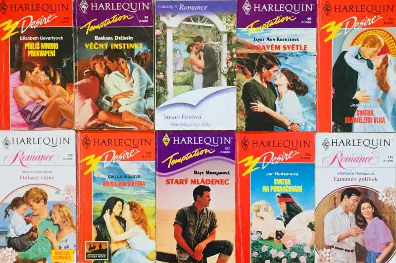 Velká knižní kolekce Harlequin 142. - 10x bazarová kniha