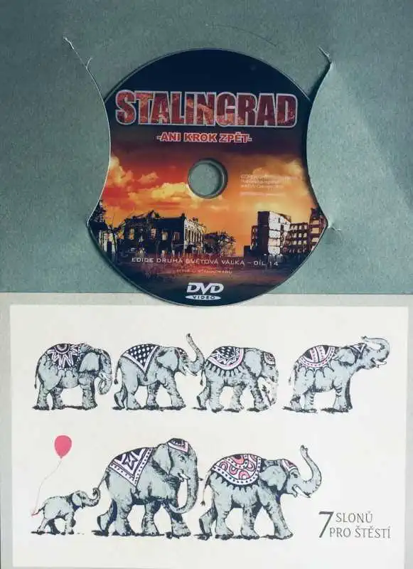 Stalingrad - Ani krok zpět - DVD /dárkový obal/