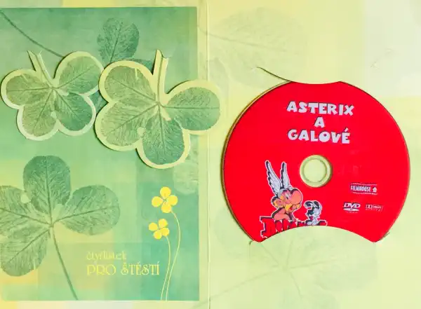 Asterix a Galové - DVD /dárkový obal/
