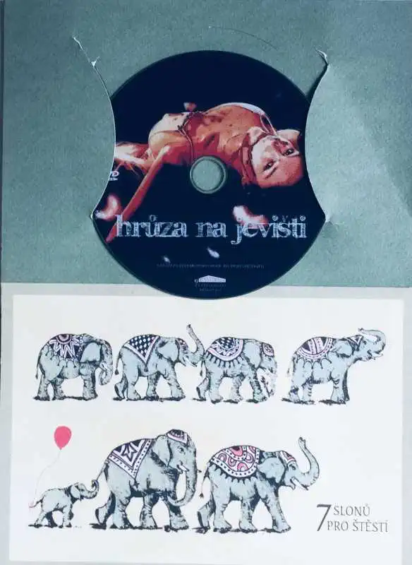 Hrůza na jevišti - DVD /dárkový obal/