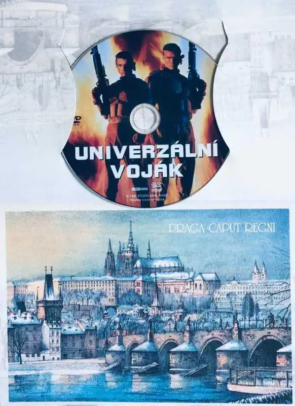 Univerzální voják - DVD /dárkový obal/