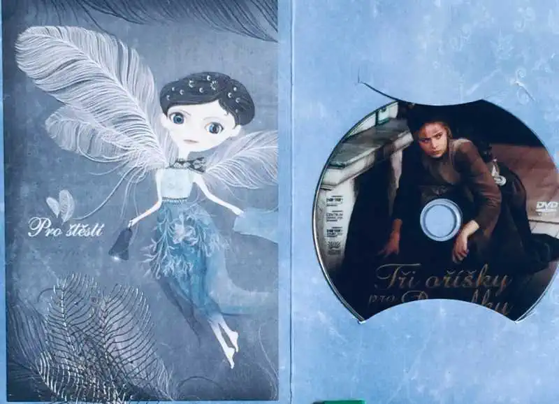 Tři oříšky pro Popelku - DVD /dárkový obal/