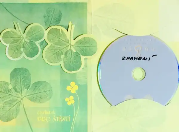 Signs / Znamení - DVD /dárkový obal/bazarové zboží/