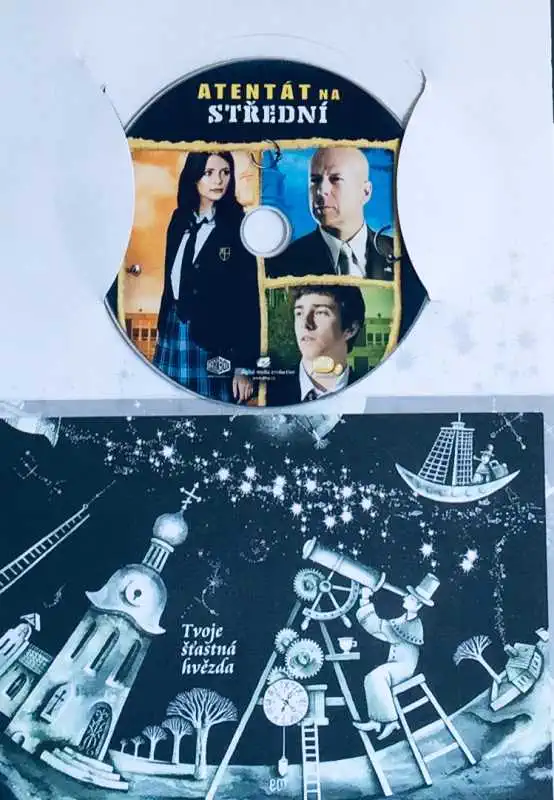 Atentát na střední - DVD /dárkový obal/