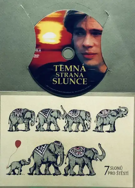Temná strana slunce - DVD /dárkový obal/