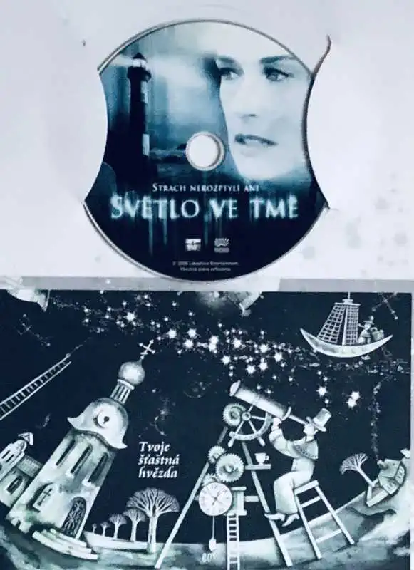 Světlo ve tmě - DVD /dárkový obal/