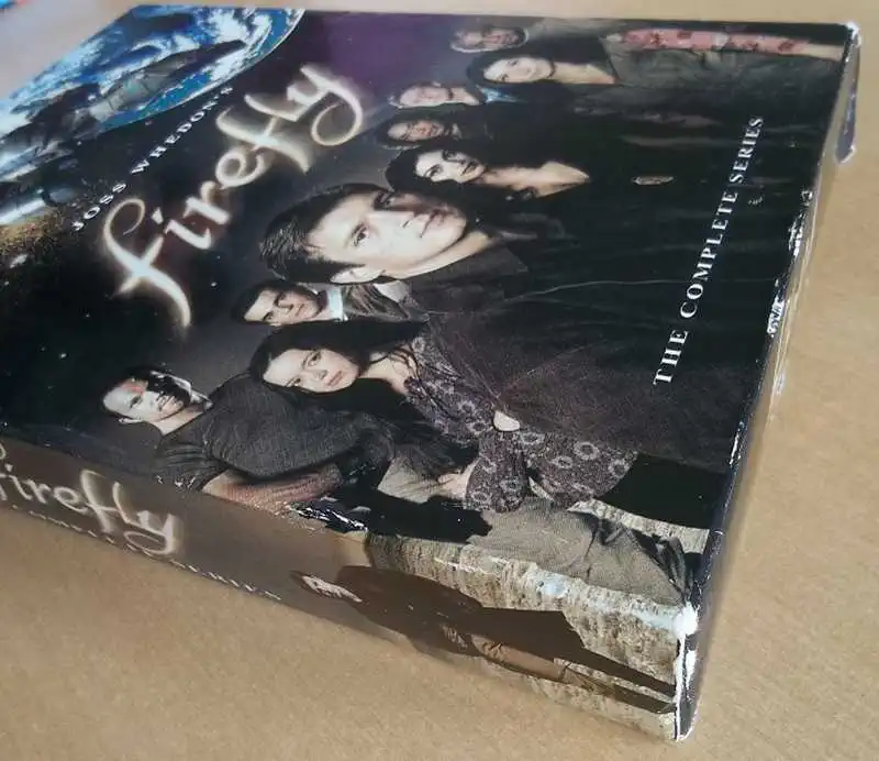 Firefly kompletní série AJ - DVD - přebal kolekce mírně poškozen skladováním